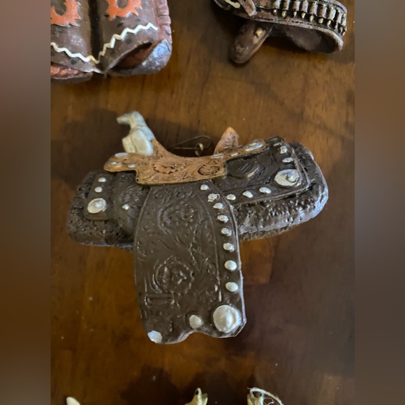 Christmas Western themed ornaments. 10 total. Several vintage - Picture 9 of 12
